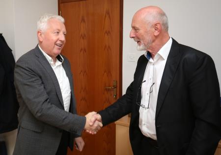 SREČANJE ŽUPANOV NA UPRAVNI ENOTI CERKNICA 04 FOTO LJUBO VUKELIČ